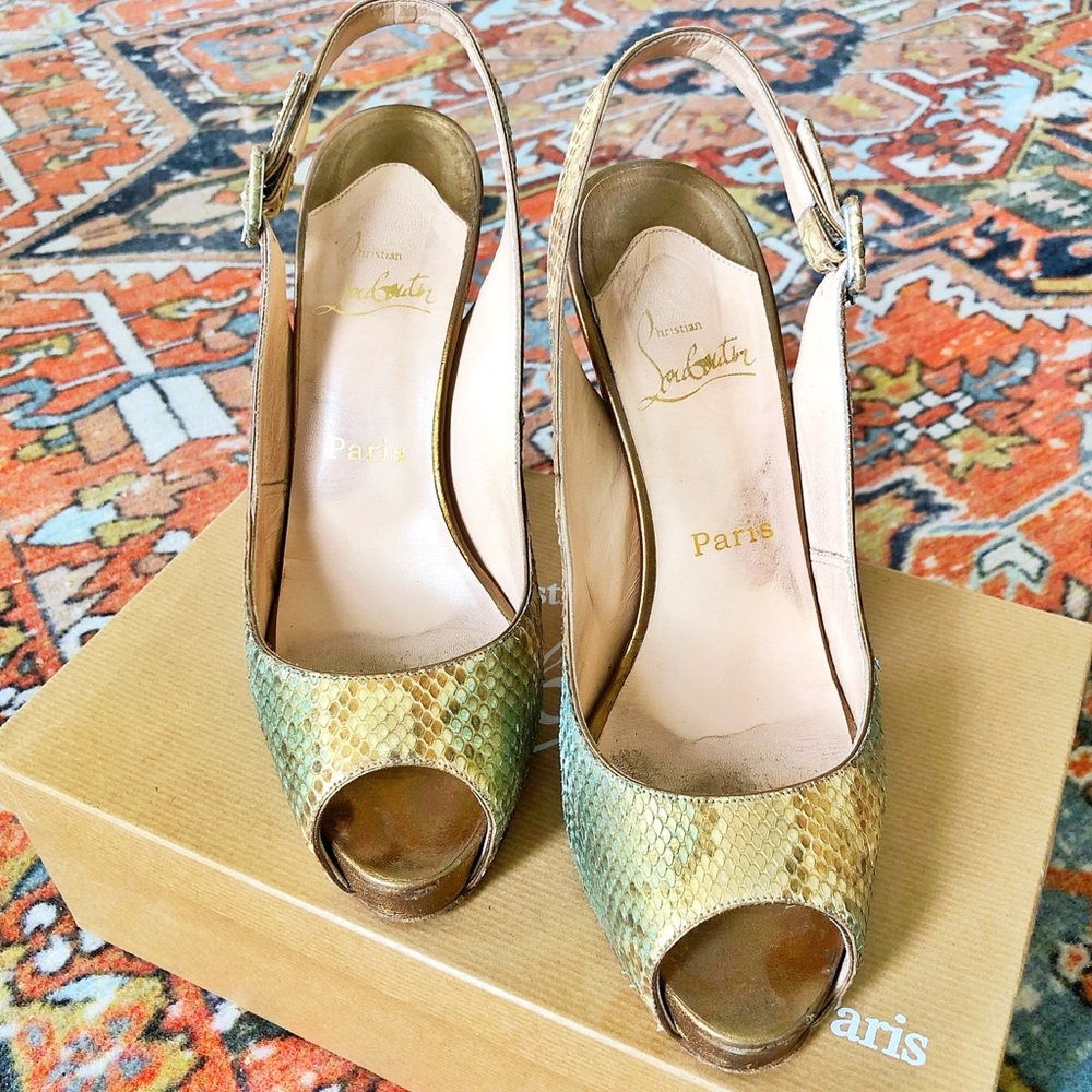 Christian Louboutin Snakeskin Privatita 39